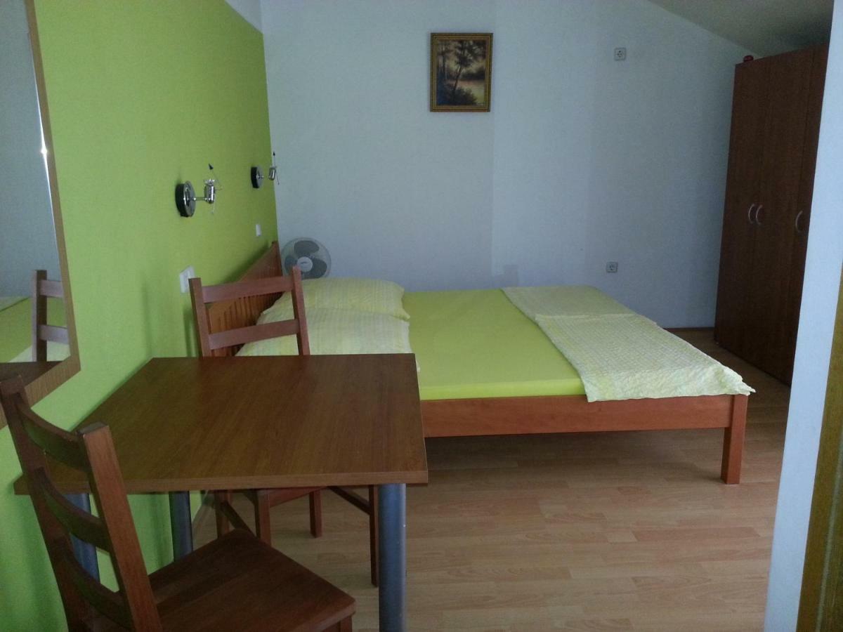 Villa Dora Biograd Na Moru Εξωτερικό φωτογραφία